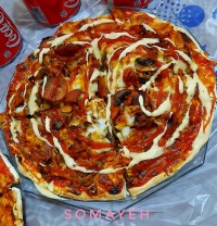 پیتزا مرغ و قارچ عکس اصلی دومی وسومیه