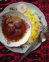 فسنجان با کوفته قل قلی
