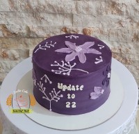 کیک بنفش