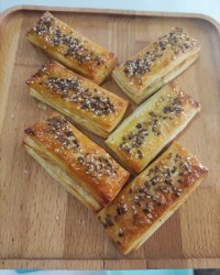 شیرینی زبان با خمیرهزارلا آماده