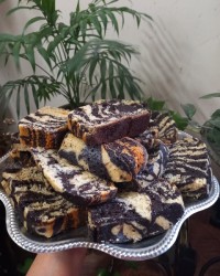 کیک زبرا تقدیم دوست های نازنینم