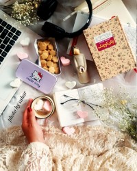 بیسکوییت نسکافه ای چالش عکس کتاب