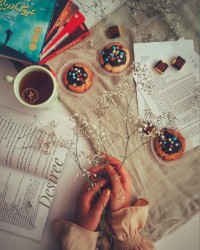 Walnut cookie چالش عکس کتاب