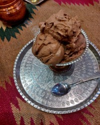 بستنی کاکائویی