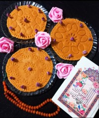 حلواهای نذری من وخواهر بسیار عزیزم