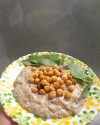 سالاد بادمجان و نخود