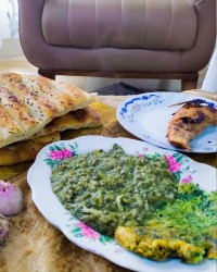 خورش ترش تره