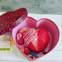 قلب سوپرایز شکلاتی