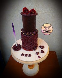 کیک تمام لواشک دو طبقه با فیلینگ ترشک آلوچه ورق بزنید