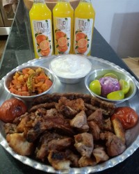 نهار امروز من جای همه دوستان عزیز خالی ????