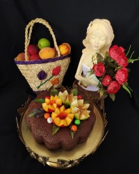 کیک شکلاتی فوق العاده خوشمزه با تزیین میوه