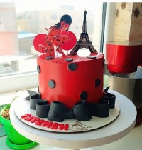 کیک دخترکفشدوزکی