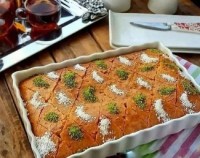 کیک شربتی جای دوستان سبز