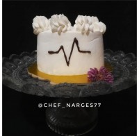کیک اسفنجی (با سه قلم مواد)