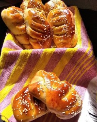 نـــان مـــربــــایـــی