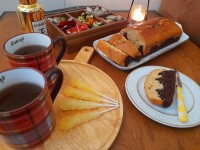 کیک دو رنگ نسکافه ای شکلاتی