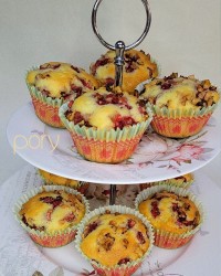 کیک توت فرنگی