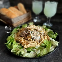 خوراک مرغ (ساندویچ مرغ)