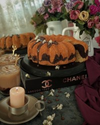 کیک دو رنگ نسکافه ای شکلاتی