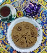 کیک میزبان (گردویی)