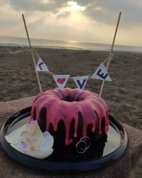 کیک شکلاتی بدون روغن و شیر