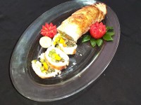 رولت سینه بوقلمون و سبزیجات