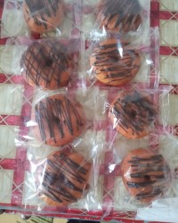 دونات بدون تخم مرغ (ورق بزنید)