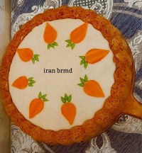کیک هویج کرمدار