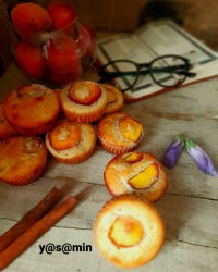 مافین هلو و دارچین فالو فالو