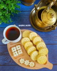 بیسکوییت کرمدار نازگل (مناسب برای مدرسه)