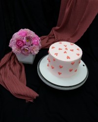 کیک سفارشی به سلیقه مشتری