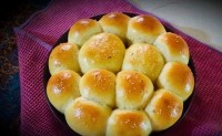 دینر رول (dinner roll)