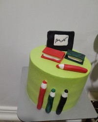 کیک برای مدرسه پسرم..