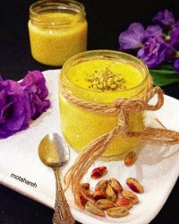 فرنی بستنی پسته و زعفران بدون ژلاتین