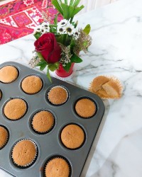 کاپ کیک موز و قهوه