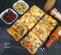 پیتزا مکعبی (با نان تست)