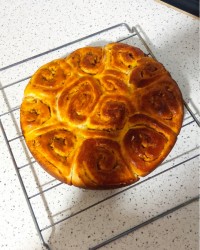 نون رول دارچینی