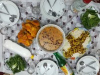 زرشک پلو با مرغ و سوپ جو
