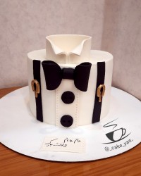 کیک تولد همسری (۱۴۰۱/۰۶/۳۰)