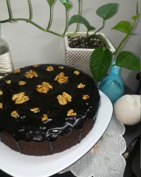 کیک قهوه گردویی فول شکلاتی