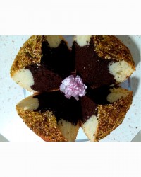 کیک خونگی دستپخت همسری .البته عکسا واسه چندماه پیش هستن