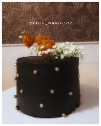 کیک اسفنجی (با سه قلم مواد)