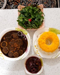 قورمه سبزی