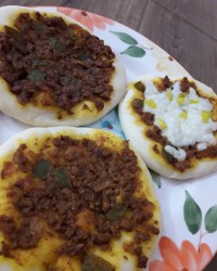 لحمه بالعجینه