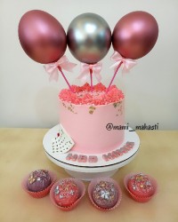 کیک بادکنکی