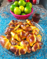 نان خرمایی گردویی