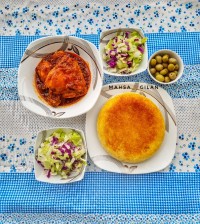 مرغ با سس زرشک