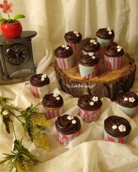 کرم خامه شکلاتی بدون نیازبه خامه