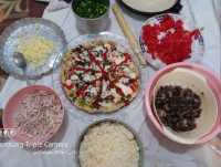 پیتزای مرغ وسبزیجات واسه یه دورهمی خانوادگی .