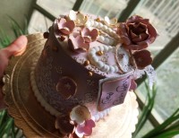 کیک خامه ای فیلینگ موز و گردو